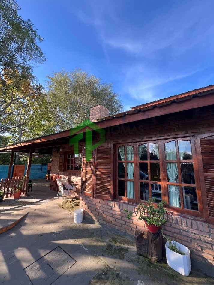 VENTA DE CASA Y CABAÑA EN VILLA GENERAL BELGRANO
