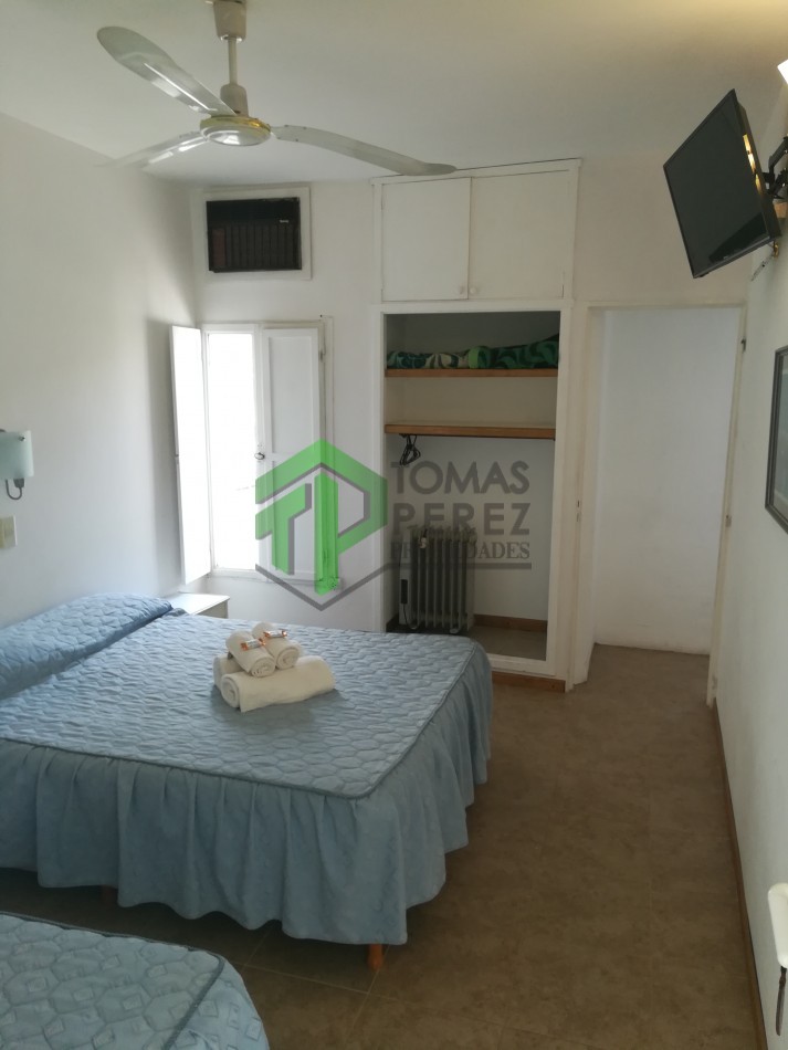 Hostal del lago