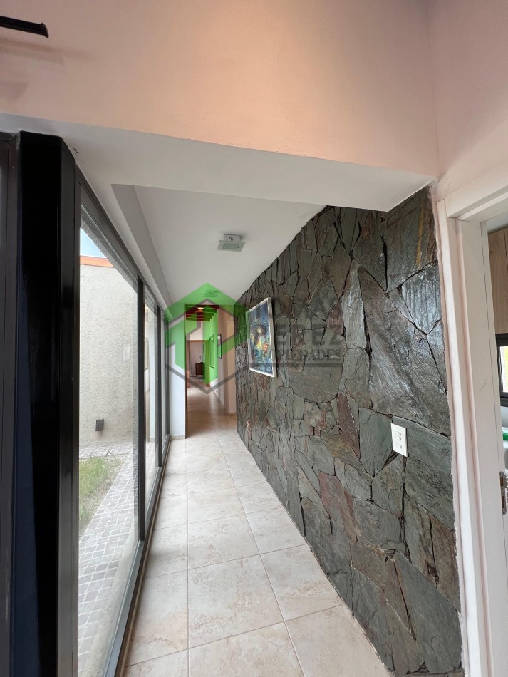 VENTA PROPIEDAD A ESTRENAR EN PUERTO DEL AGUILA, POTRERO DE GARAY 