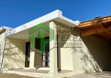 VENDO ESPECTACULAR CASA EN SANTA ROSA DE CALAMUCHITA